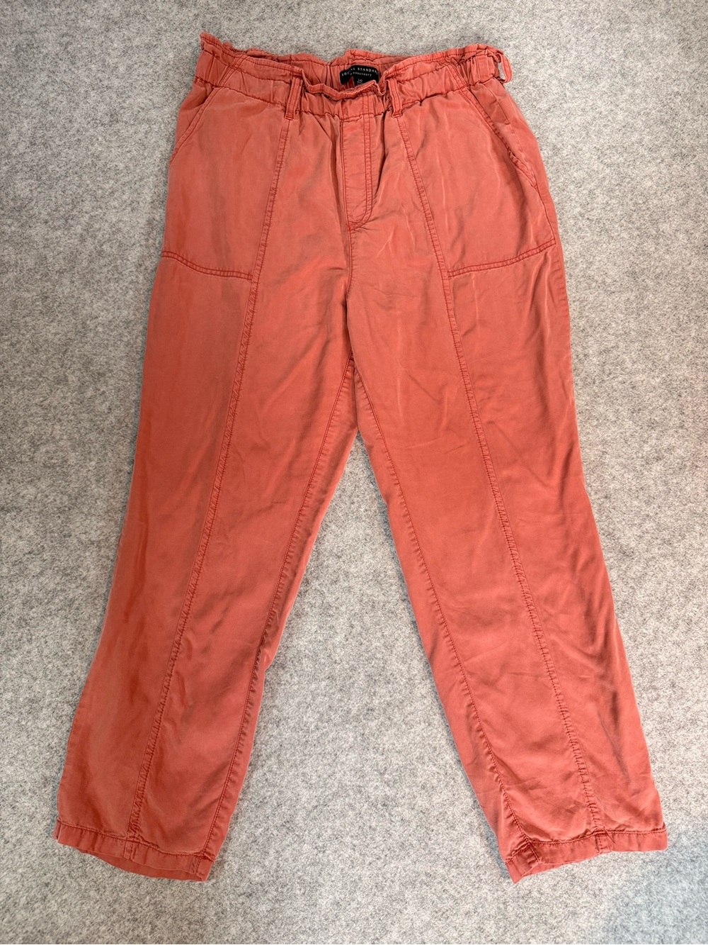 Social Standard by Sanctuary Coral Tencel Paperbag Utility Pants Size Large